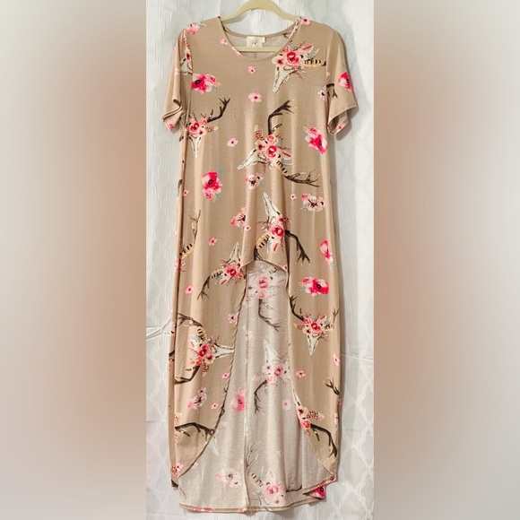 Grace & Emma Dresses & Skirts - Grace & Emma Spring/summer dress pink & beige beautiful High-Low SZ Small